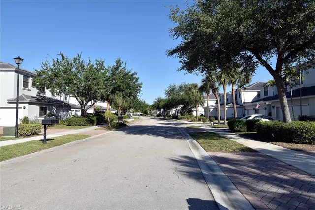 $400,000 | 15151 Summit Pl Circle, Unit 231, Naples, FL 34119