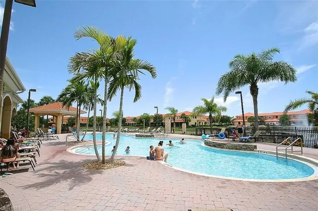 $400,000 | 15151 Summit Pl Circle, Unit 231, Naples, FL 34119