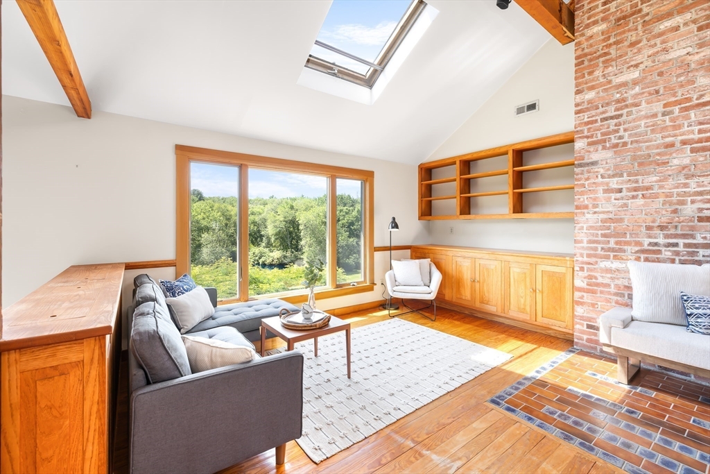 32 Everett Street Sherborn, MA 01770 - Photo 16 of 35