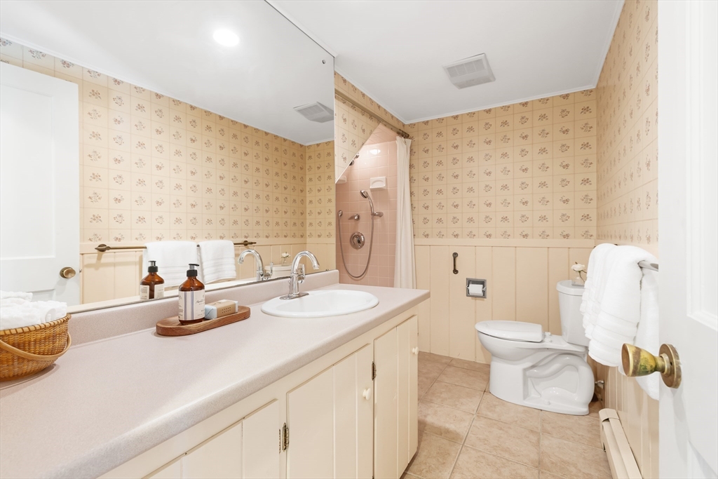 32 Everett Street Sherborn, MA 01770 - Photo 19 of 35