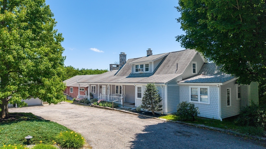 32 Everett Street Sherborn, MA 01770 - Photo 4 of 35