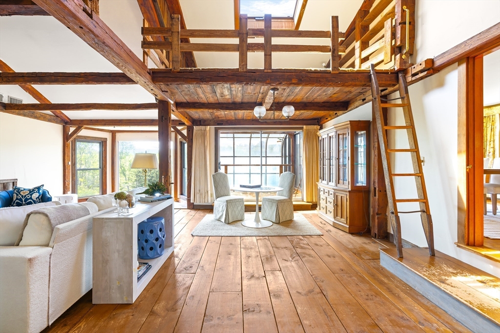 32 Everett Street Sherborn, MA 01770 - Photo 7 of 35