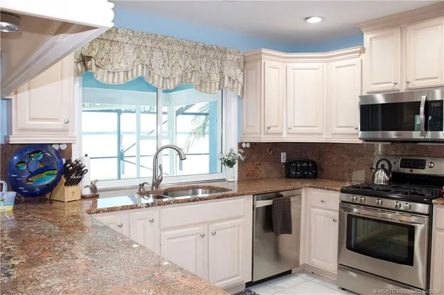 $9,000 | 2744 Howard Creek Lane, Stuart, FL 34994