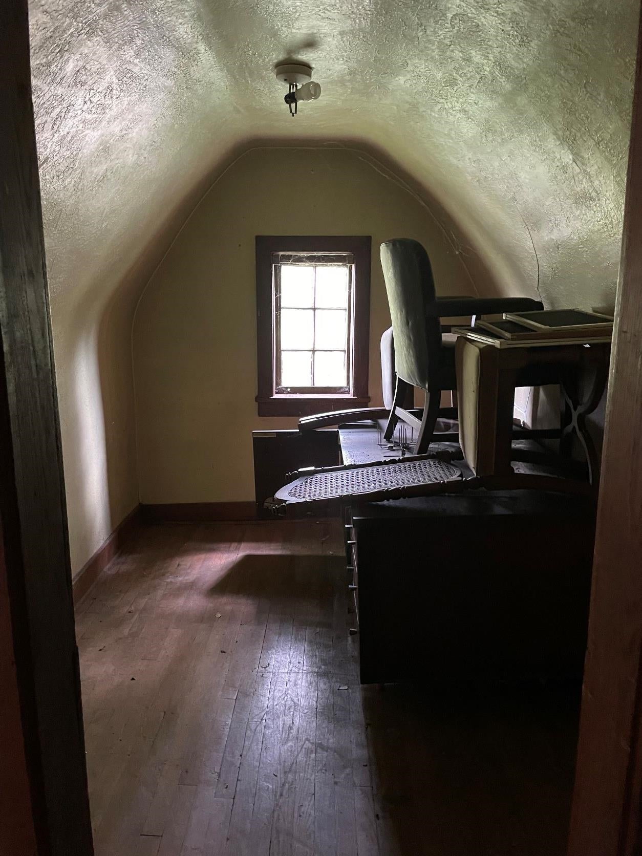 4100 5th Street Road Huntington, WV 25701 - Photo 14 of 23 Gallery Image 14