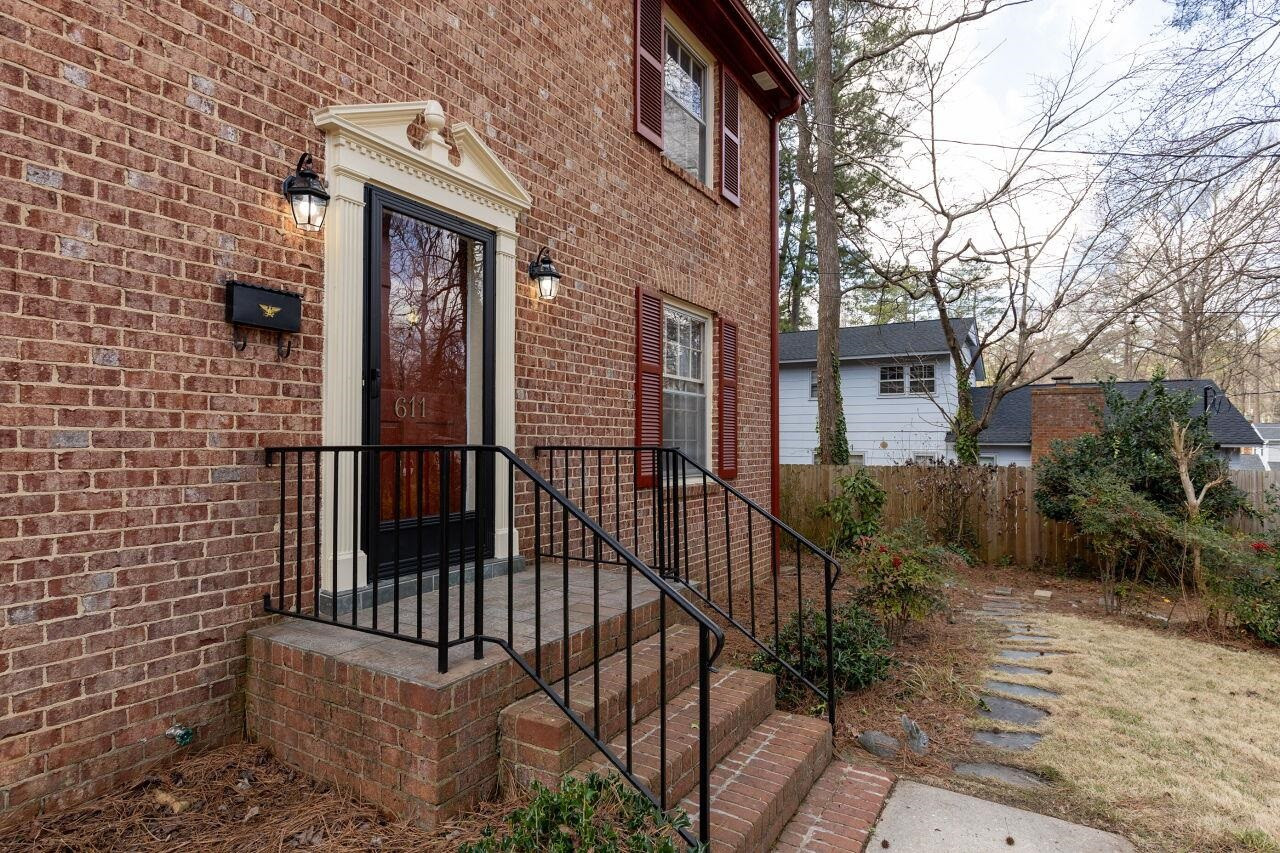 611 West Cornwall Road Cary, NC 27511 - Photo 3 of 30 Photo 3