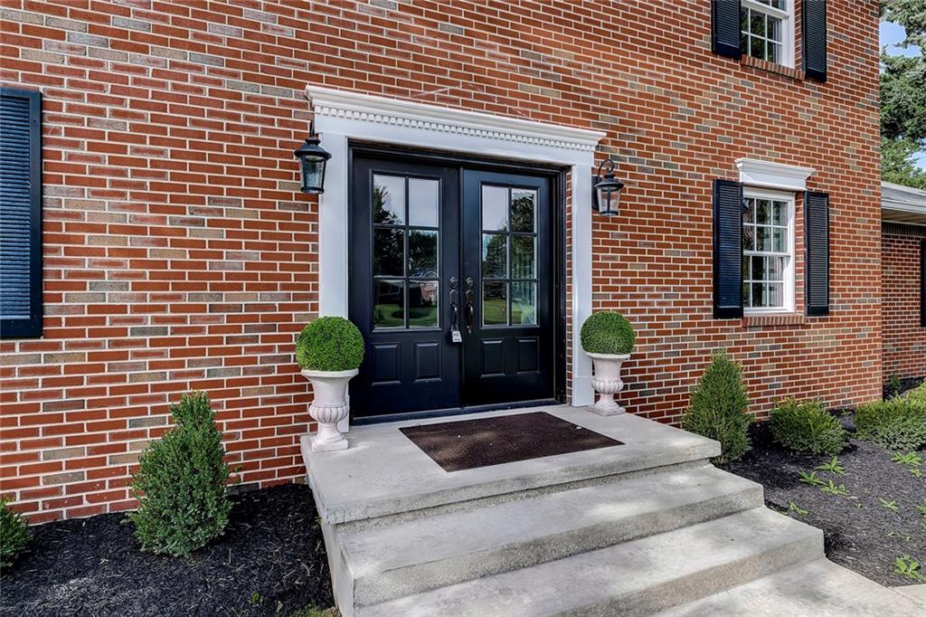 7126 Larkshall Road Indianapolis, IN 46250 - Photo 3 of 44 Gallery Image 3