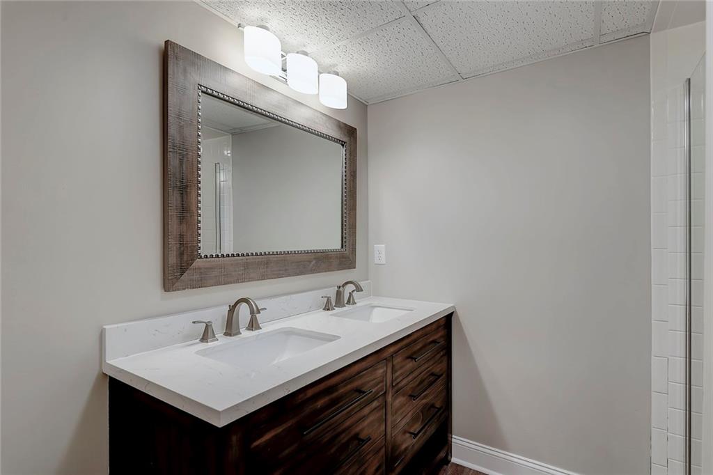 7126 Larkshall Road Indianapolis, IN 46250 - Photo 36 of 44 Gallery Image 36