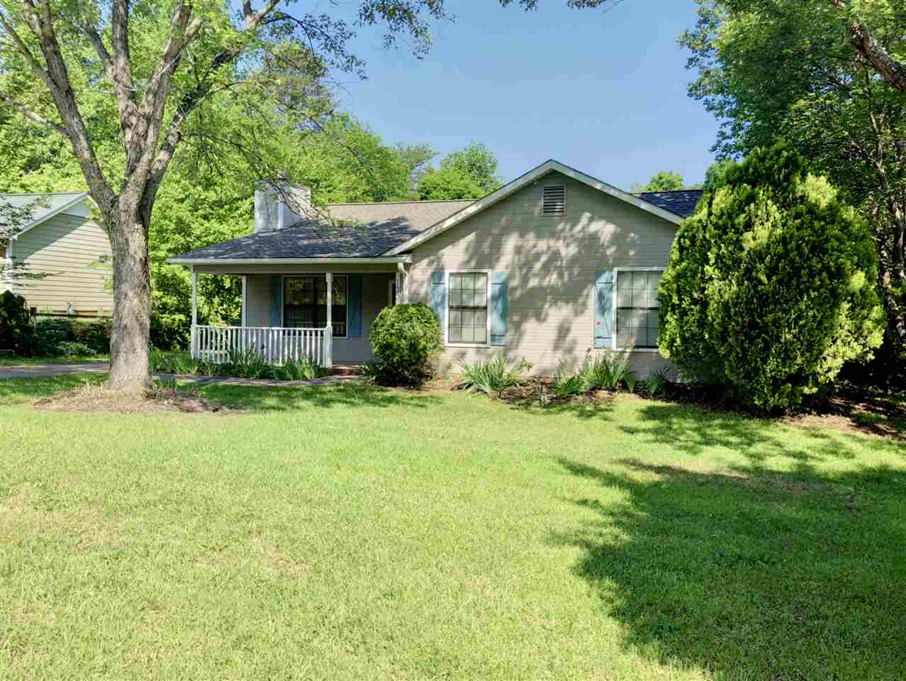 130 Gower Road Spartanburg, SC 29303 - Photo 1 of 20 Gallery Image 1