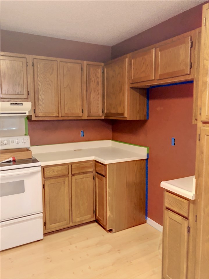 130 Gower Road Spartanburg, SC 29303 - Photo 5 of 20 Kitchen