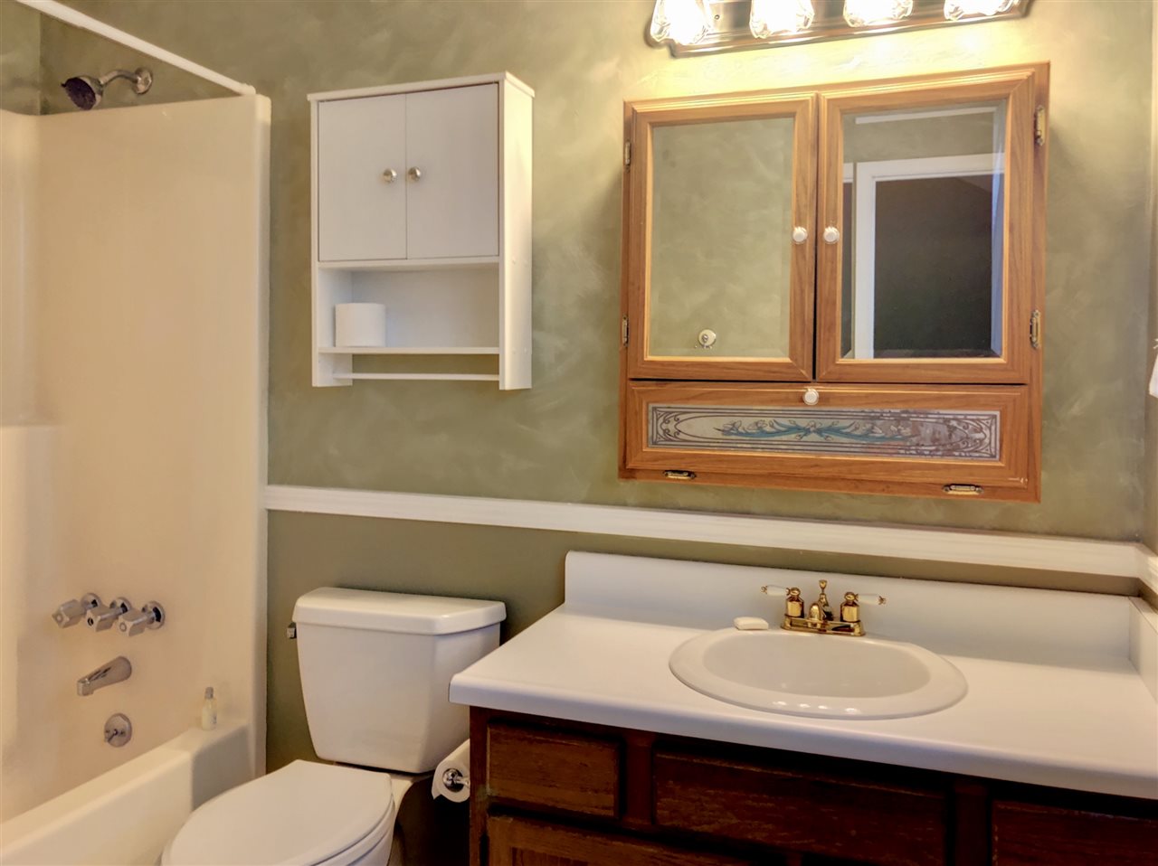 130 Gower Road Spartanburg, SC 29303 - Photo 10 of 20 Bath