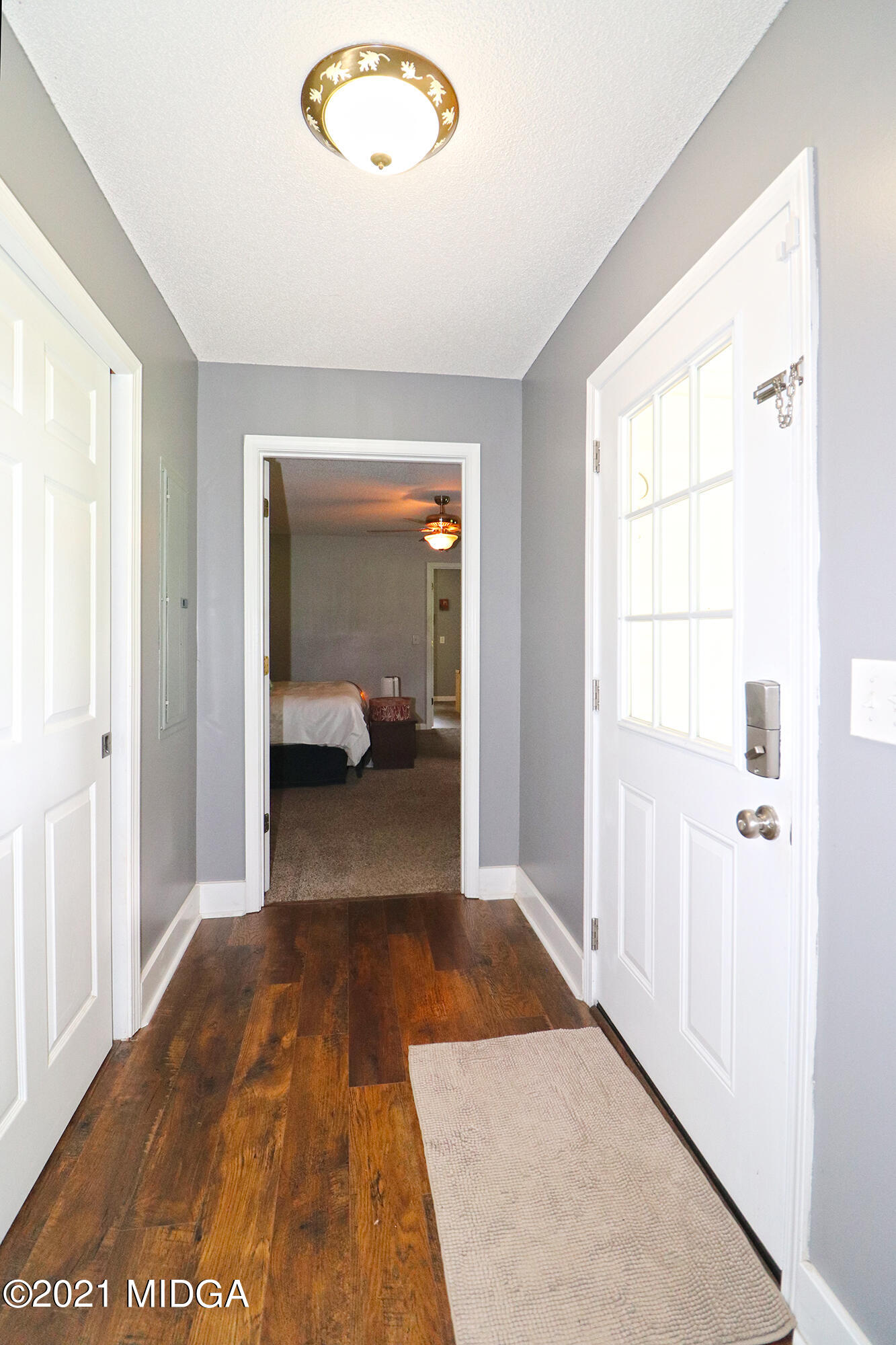 1571 Walker Road Byron, GA 31008 - Photo 40 of 60 a view of a bedroom from a hallway