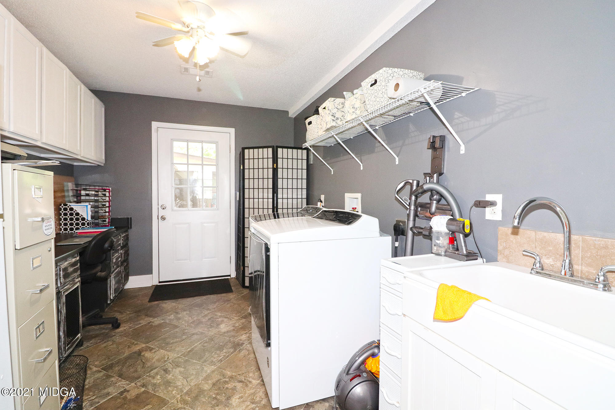 1571 Walker Road Byron, GA 31008 - Photo 41 of 60 1571 Walker Rd - Laundry Room