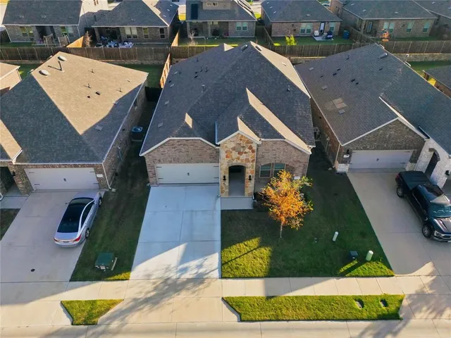 $2,900 | 11024 Gold Pan Trail, Aubrey, TX 76227