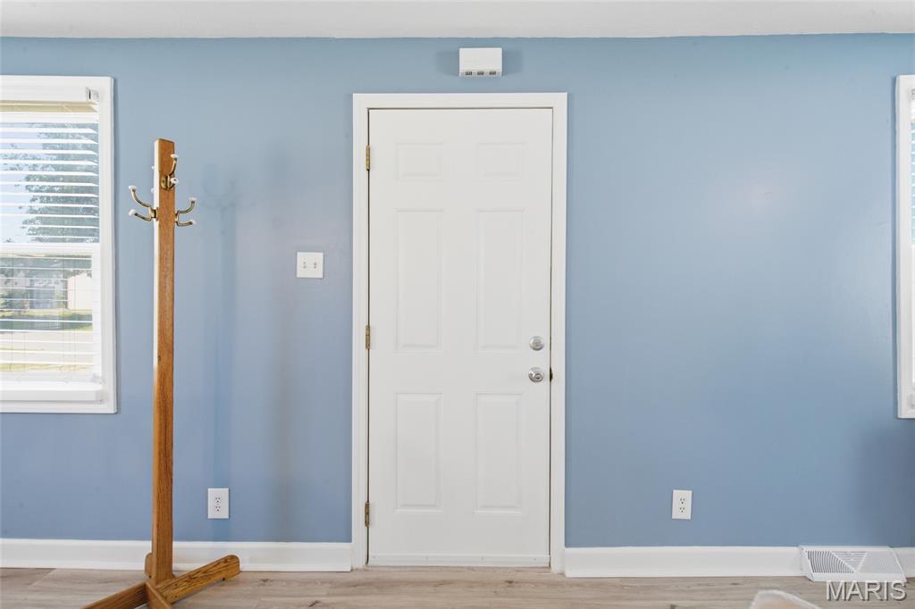 5605 Sportsman Road Waterloo, IL 62298 - Photo 2 of 39