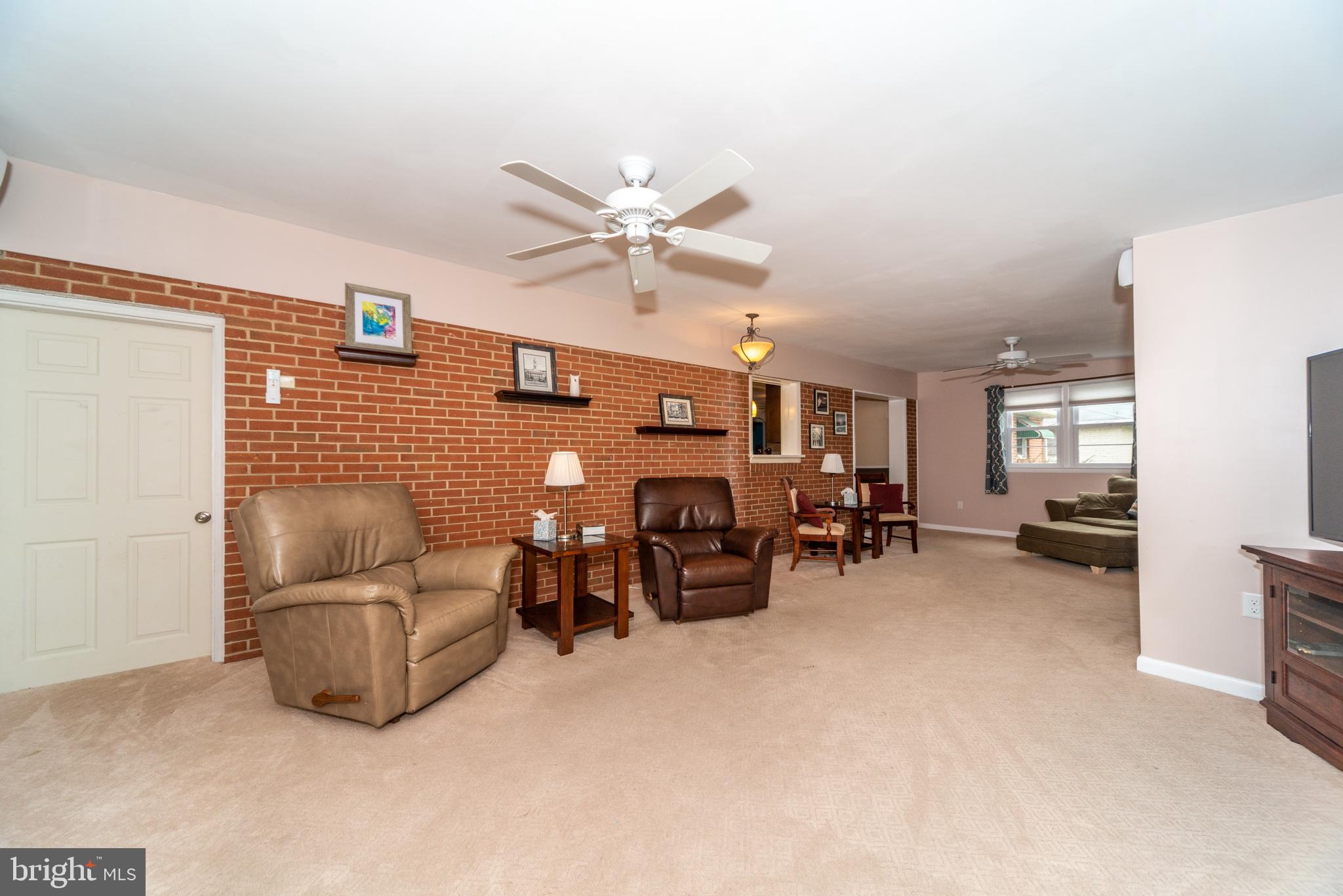2230 Sycamore Road York, PA 17408 - Photo 15 of 27