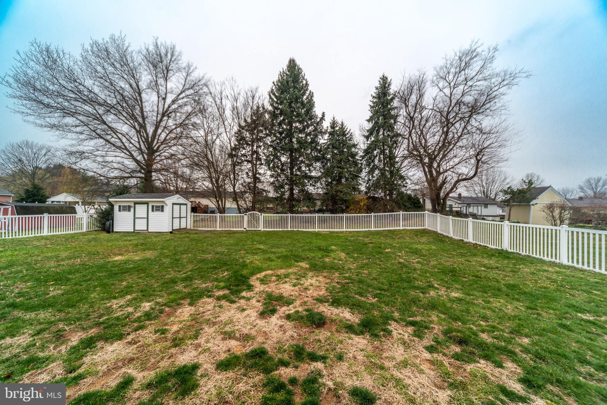 2230 Sycamore Road York, PA 17408 - Photo 25 of 27