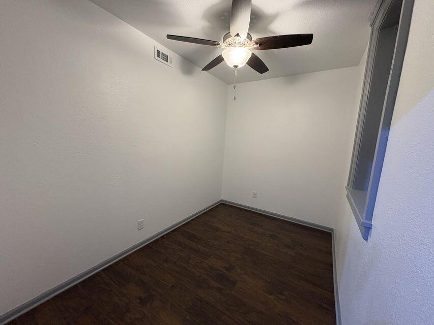 1941 South Winona Lane, Unit LOWR Milwaukee, WI 53204 - Photo 5 of 11 Bedroom #2