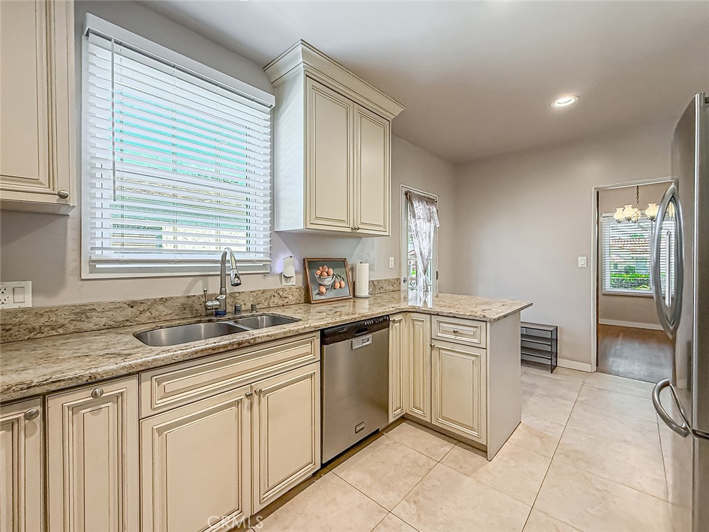 1817 Elm Street Alhambra, CA 91803 - Photo 27 of 61