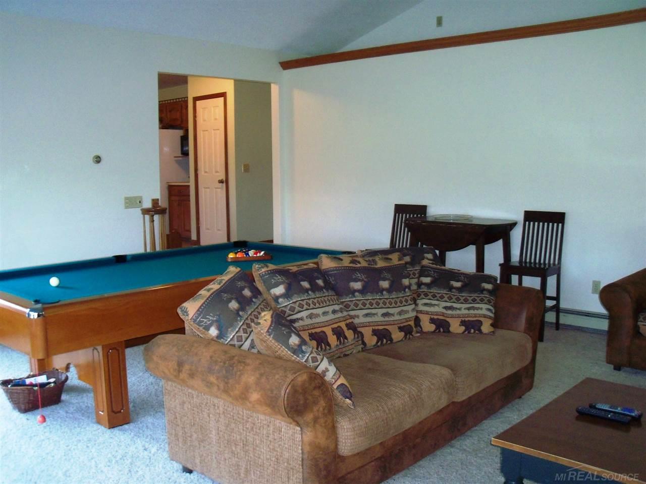 4747 Downington Road Deckerville, MI 48427 - Photo 6 of 22 31264129-5.JPG