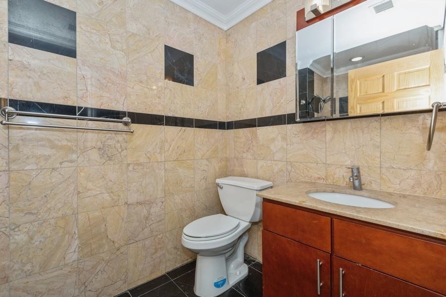 17 Meadow Road, Unit 306 Rutherford, NJ 07070 - Photo 8 of 19