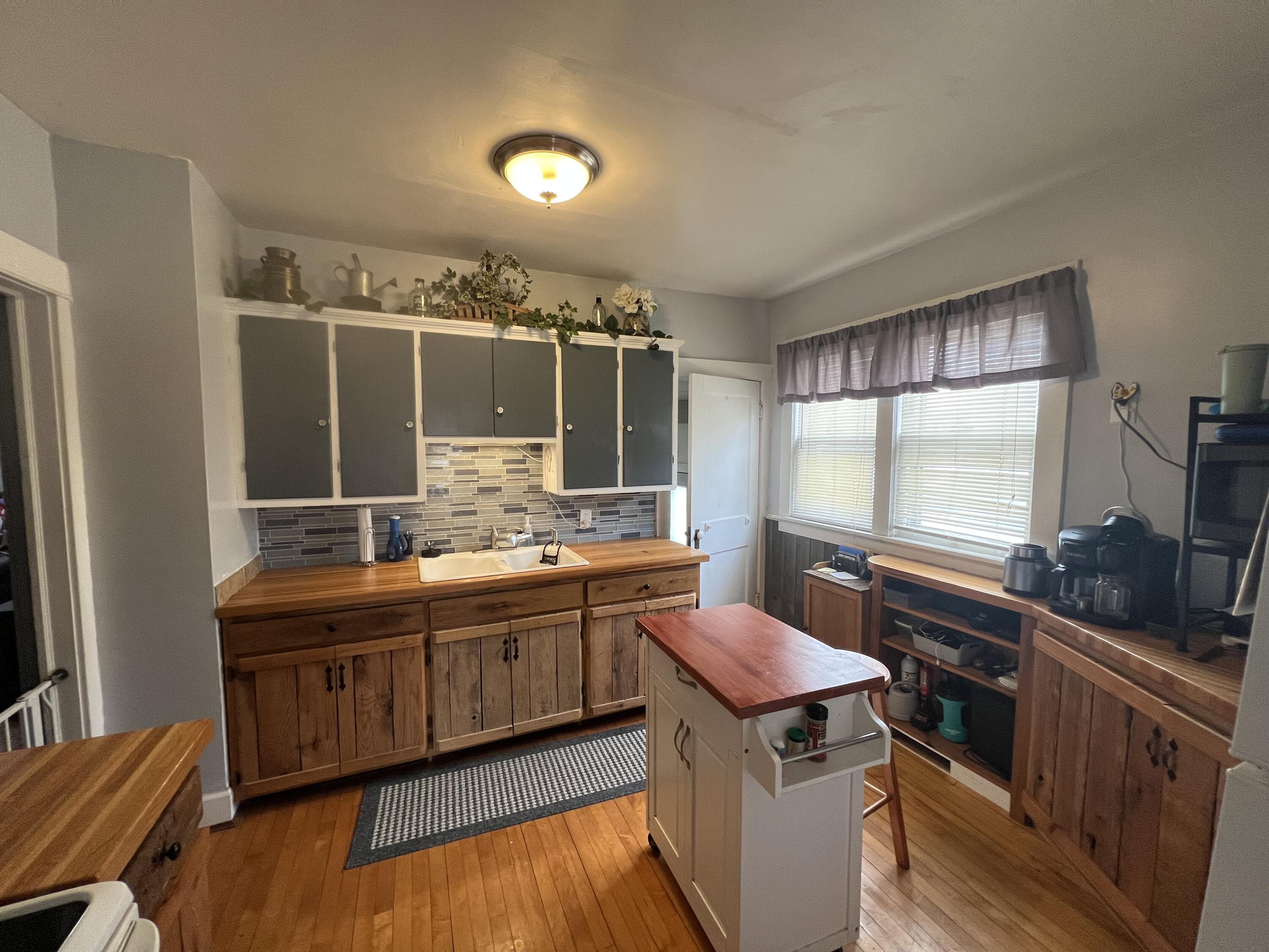 712 Charles Street Fort Atkinson, WI 53538 - Photo 13 of 27 IMG_0307