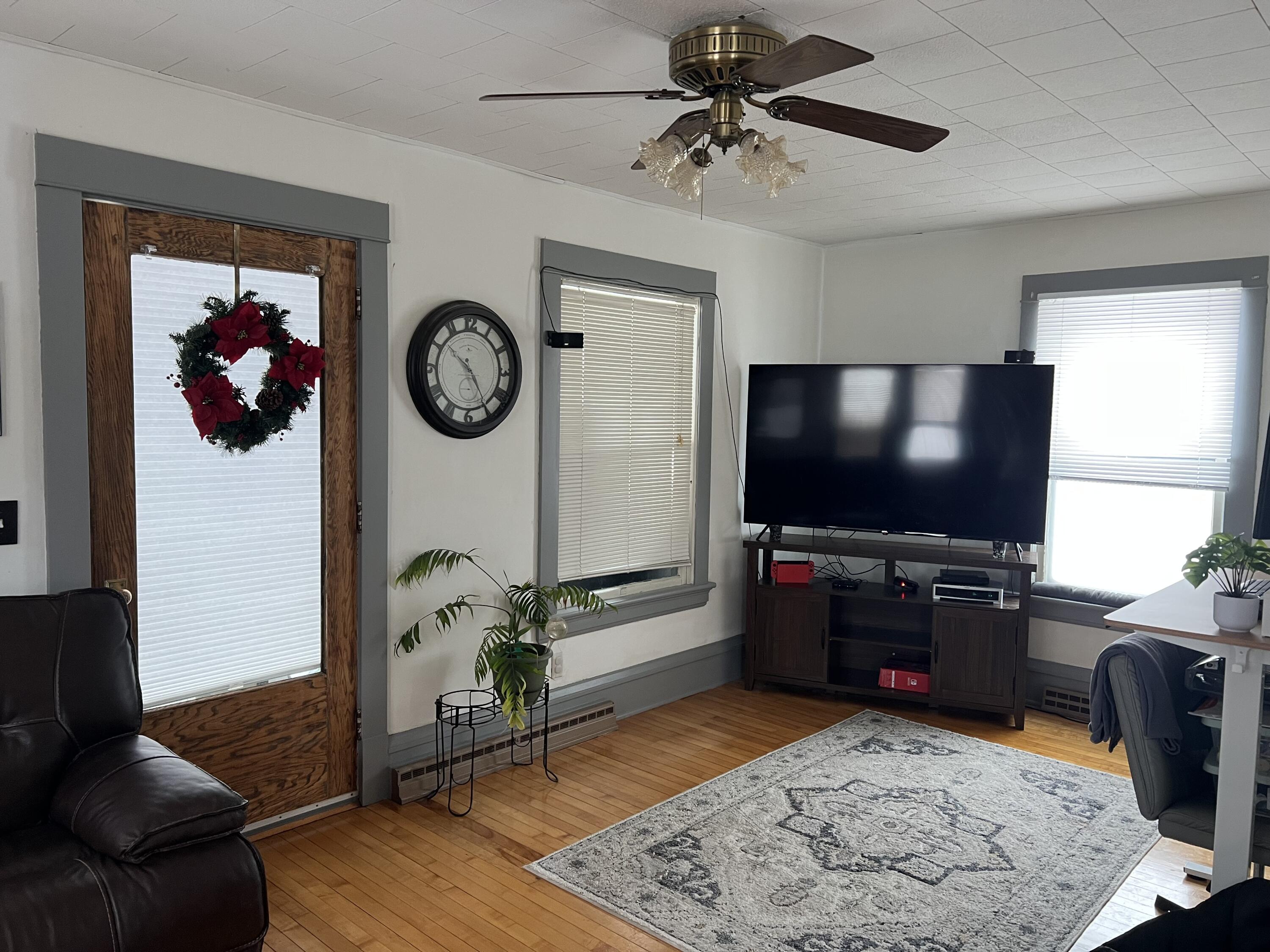 712 Charles Street Fort Atkinson, WI 53538 - Photo 8 of 27 IMG_0299