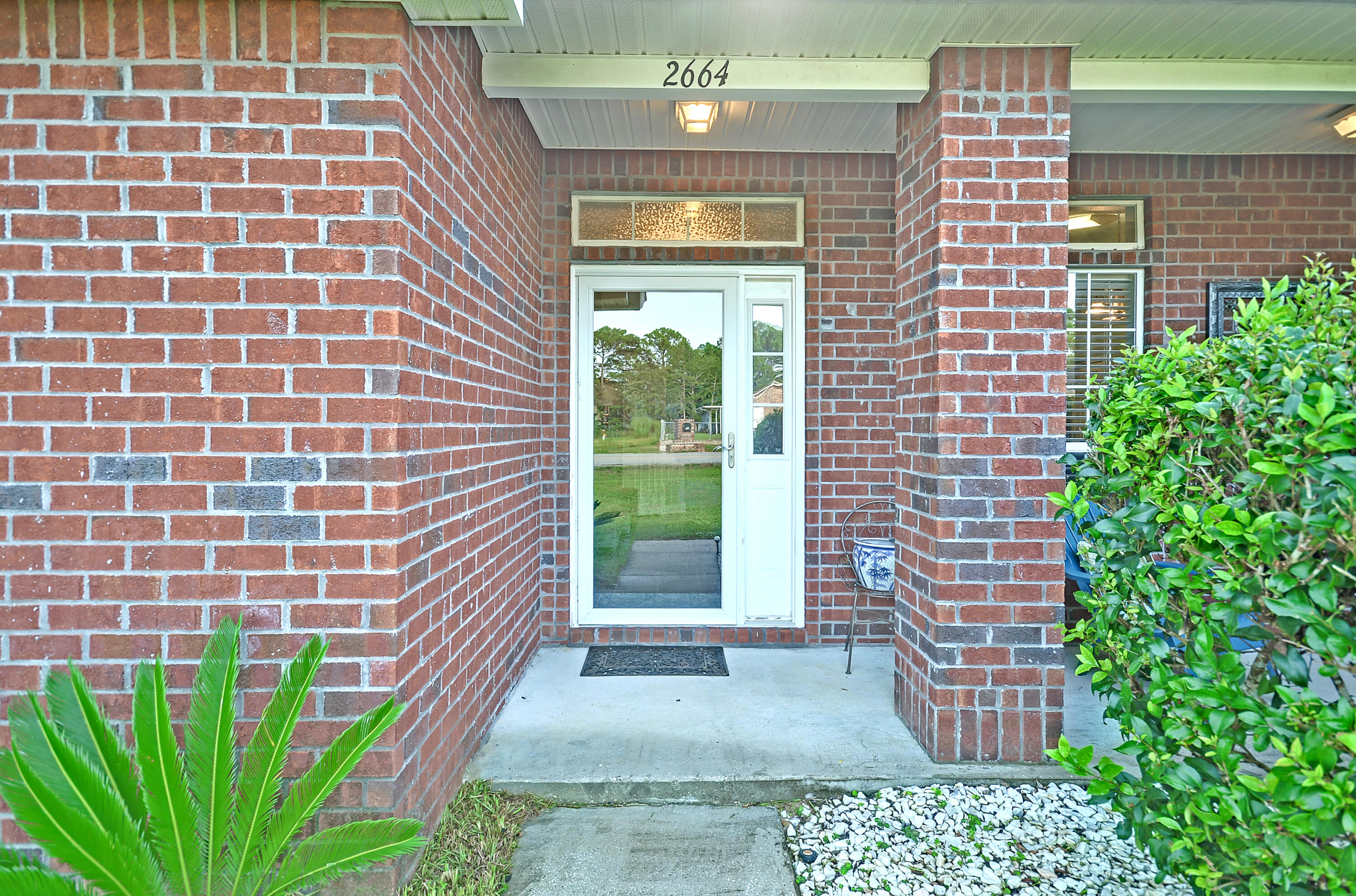 2664 Lincoln Road Navarre, FL 32566 - Photo 4 of 54 Gallery Image 4