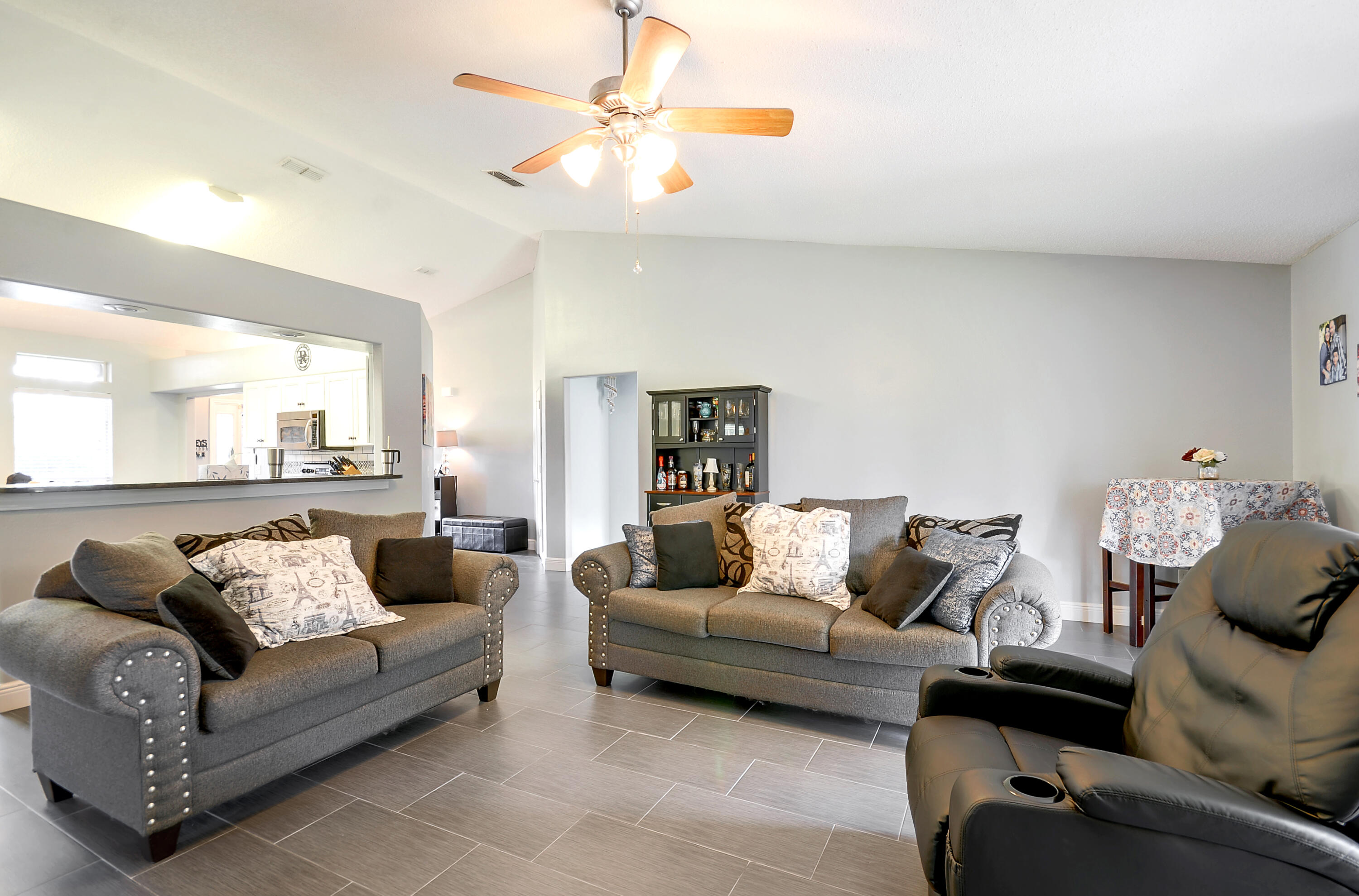 2664 Lincoln Road Navarre, FL 32566 - Photo 8 of 54 Gallery Image 8