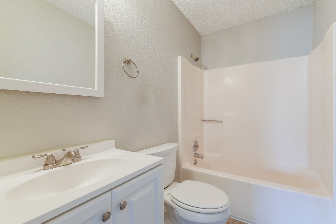 13630 Alon Lane Houston, TX 77014 - Photo 16 of 18