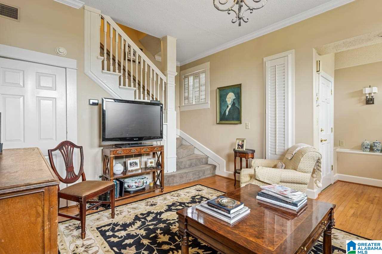 801 30th Street South Birmingham, AL 35205 - Photo 13 of 29