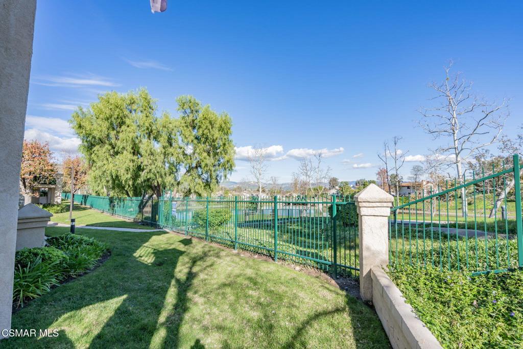 264 Ridgeton Lane, Unit D Simi Valley, CA 93065 - Photo 25 of 33