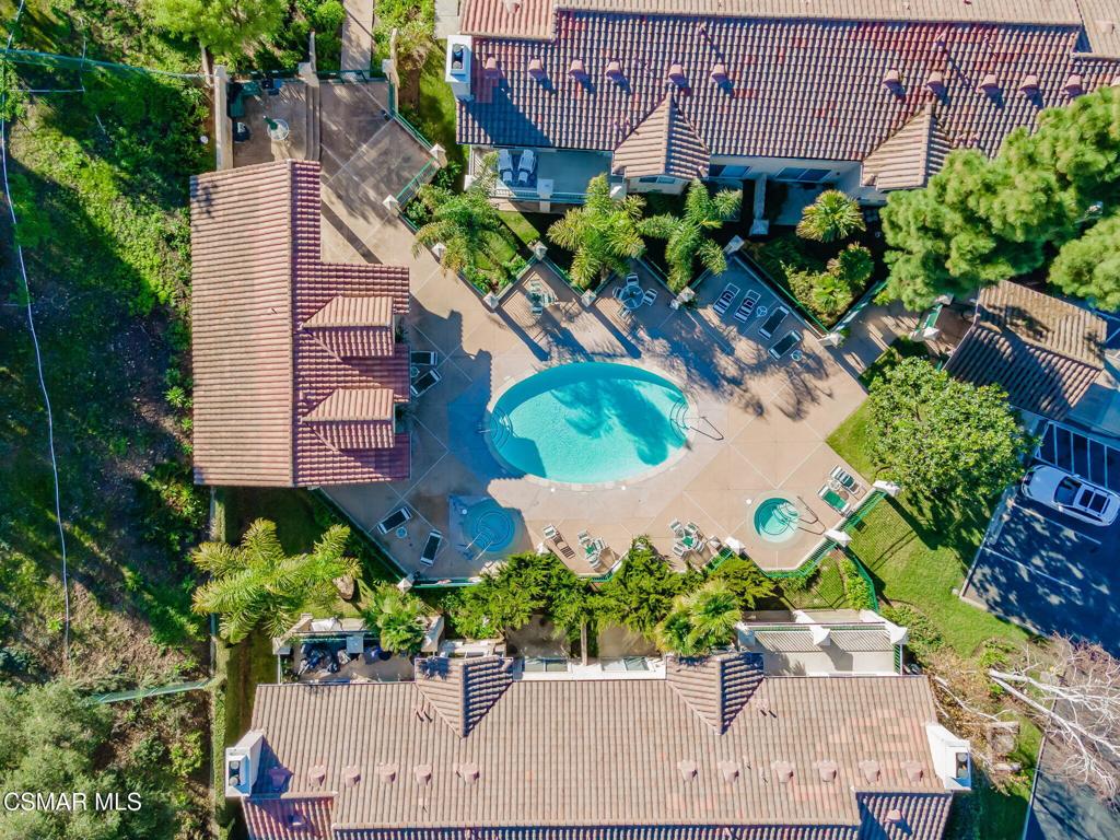 264 Ridgeton Lane, Unit D Simi Valley, CA 93065 - Photo 31 of 33