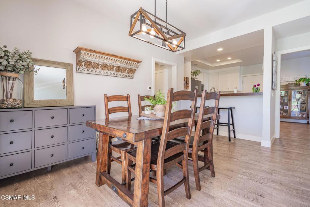 264 Ridgeton Lane, Unit D Simi Valley, CA 93065 - Photo 10 of 33