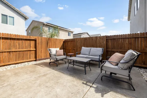 $585,000 | 4041 Trailblazer Loop, Roseville, CA 95747