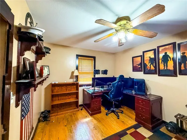 $375,000 | 201 Scaramucci Road, Pittsburg, KS 66762