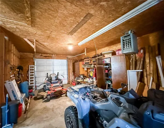 $355,000 | 201 Scaramucci Road, Pittsburg, KS 66762
