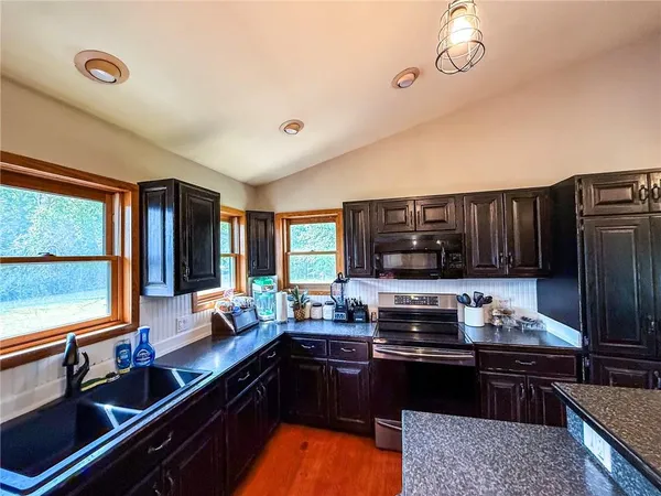 $355,000 | 201 Scaramucci Road, Pittsburg, KS 66762