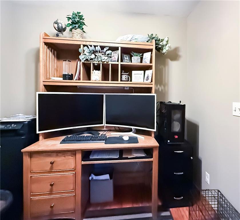 201 Scaramucci Road Pittsburg, KS 66762 - Photo 6 of 24