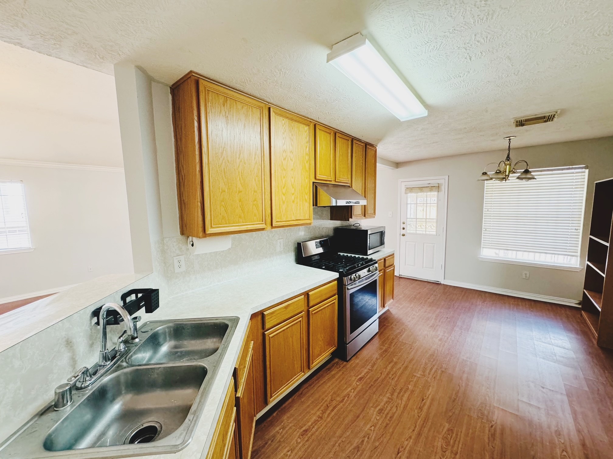 2471 Brandy Mill Road Houston, TX 77067 - Photo 7 of 20