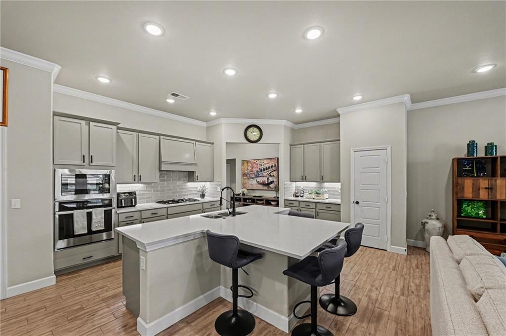 8282 Gleason Road Lenexa, KS 66227 - Photo 5 of 26