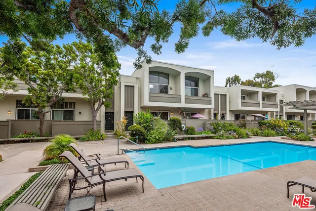 $1,399,000 | 13234 Fiji Way, Unit B, Marina del Rey, CA 90292