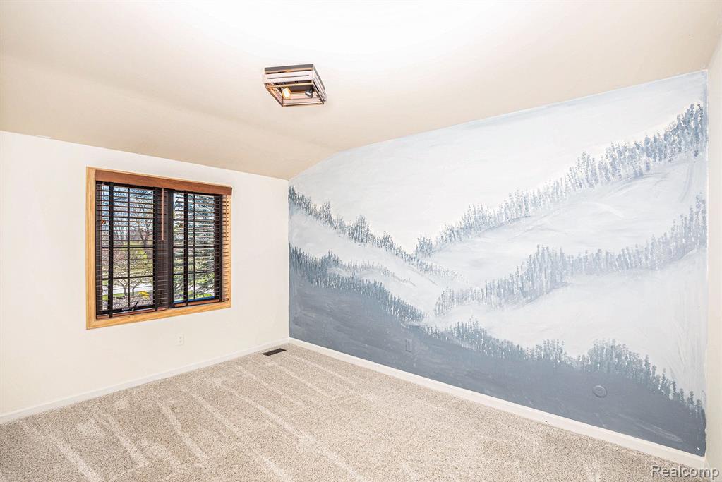 3331 Salem Court Rochester Hills, MI 48306 - Photo 32 of 40