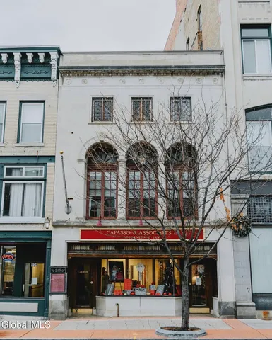 $15 | 213 State Street, Unit 1, Schenectady, NY 12305