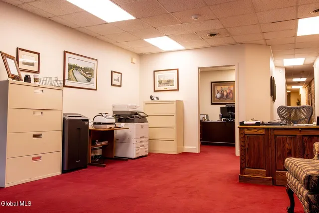 $15 | 213 State Street, Unit 1, Schenectady, NY 12305