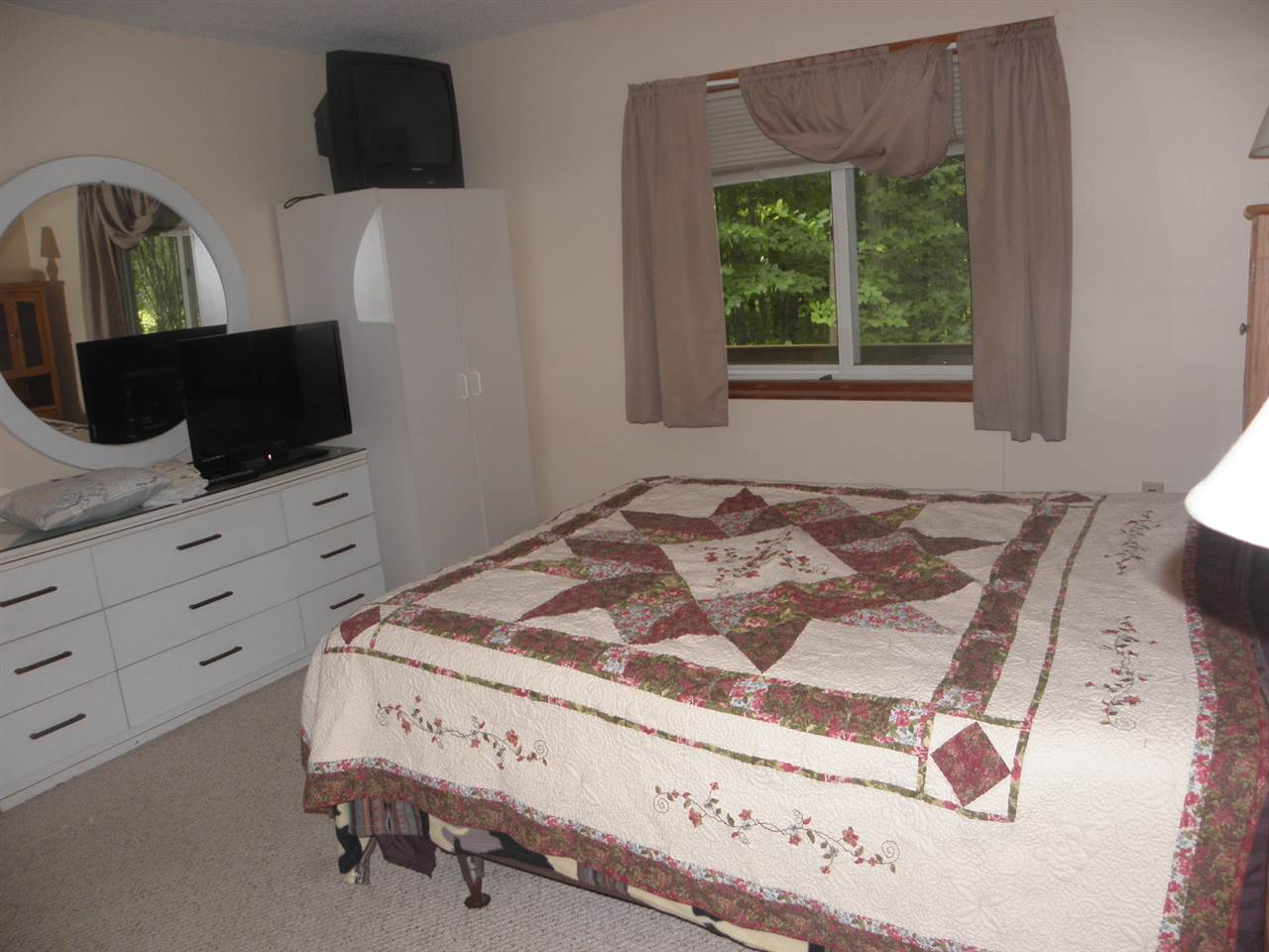 5-2 Goldfinch Road, Unit 2 Lincoln, NH 03251 - Photo 18 of 21