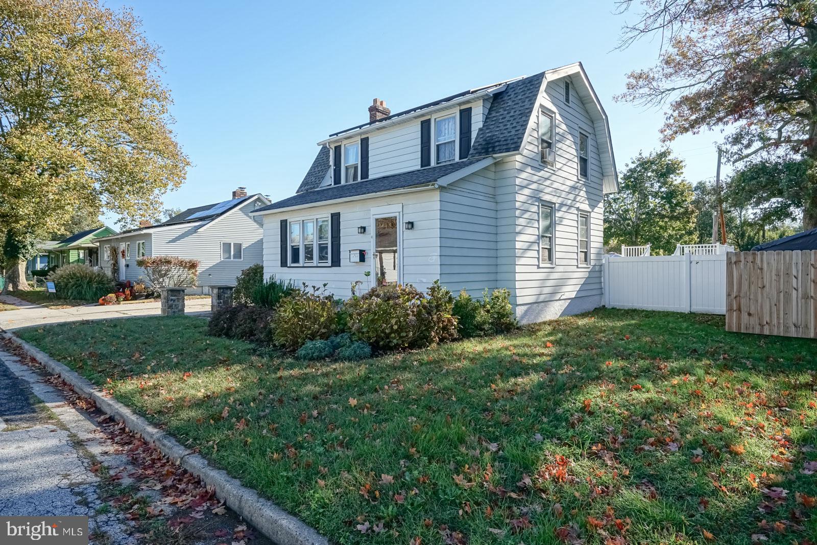 293 B Street Carneys Point, NJ 08069 - Photo 2 of 25