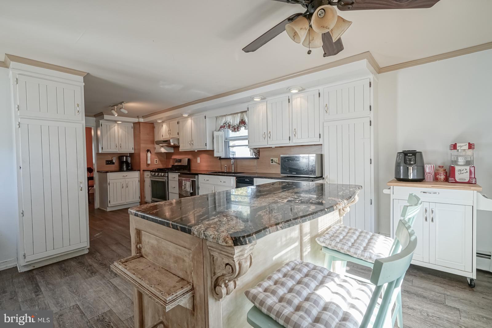 293 B Street Carneys Point, NJ 08069 - Photo 13 of 25