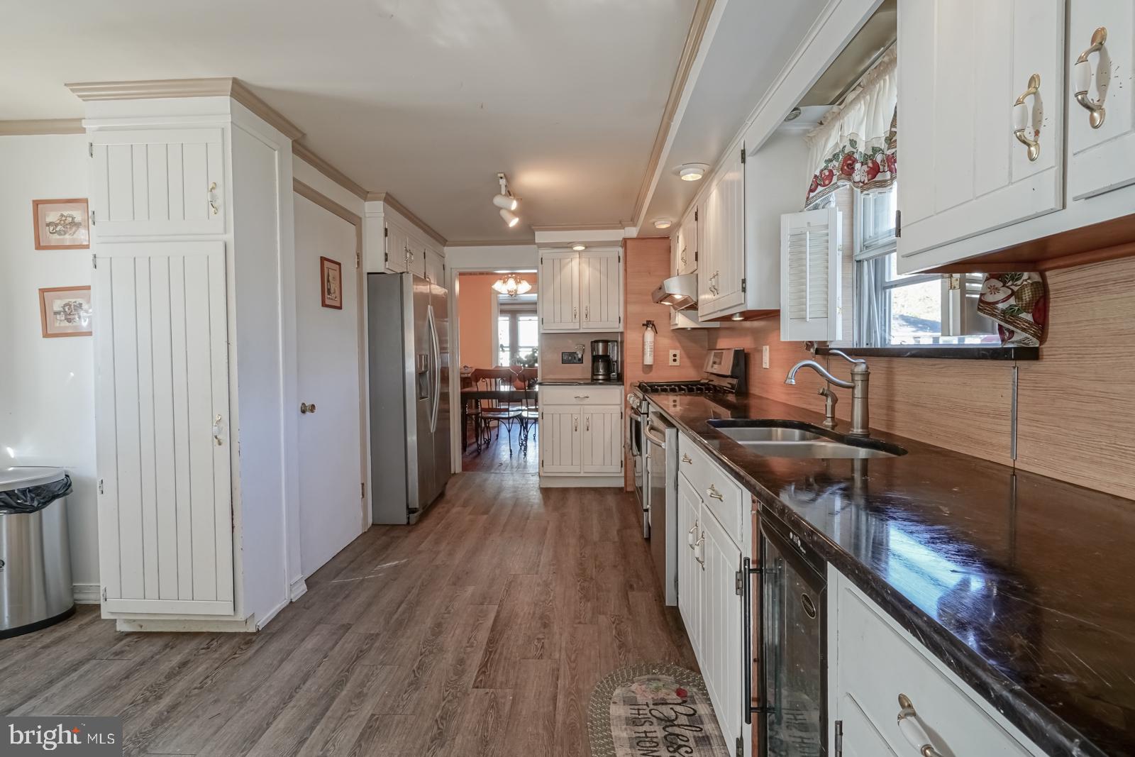 293 B Street Carneys Point, NJ 08069 - Photo 14 of 25