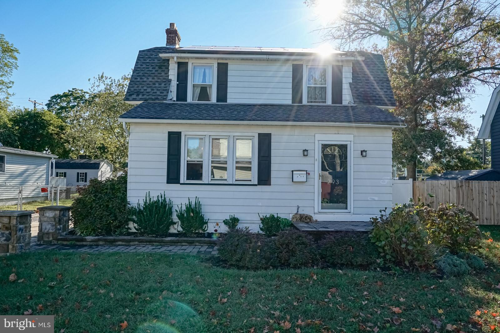 293 B Street Carneys Point, NJ 08069 - Photo 3 of 25