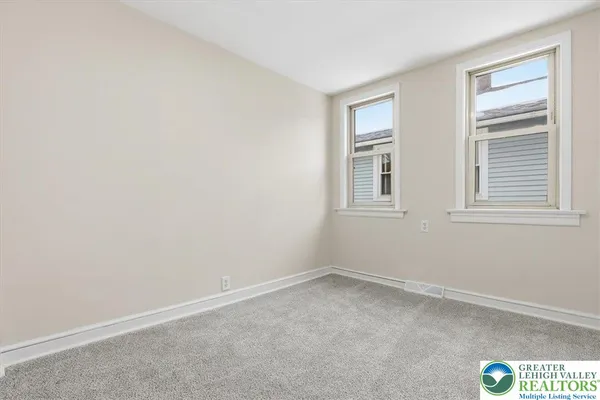 $315,000 | 1437 Courtright Street, Hellertown, PA 18055